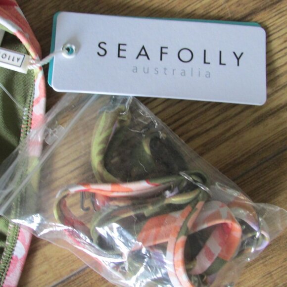 Seafolly bandeau one piece swimsuit Paradise Garden Avocado Size 8 DD NWT - Picture 3 of 5